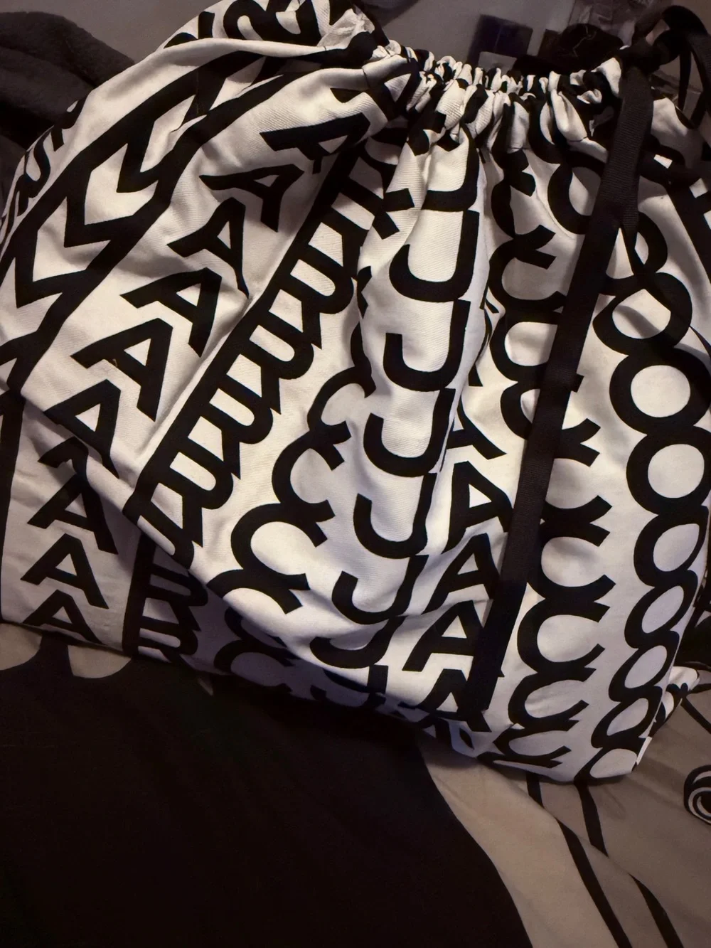 Marc Jacobs Camo 'The Tote Bag'